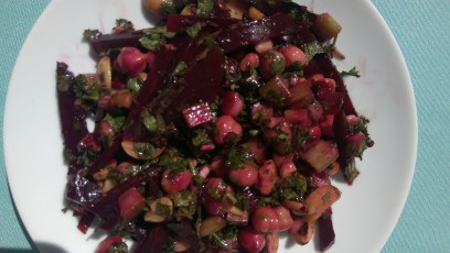 Chickpea and beetroot salad